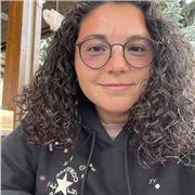 Sono una persona responsabile, empatica e capace di creare un clima di fiducia, fondamentale per instaurare una relazione educativ